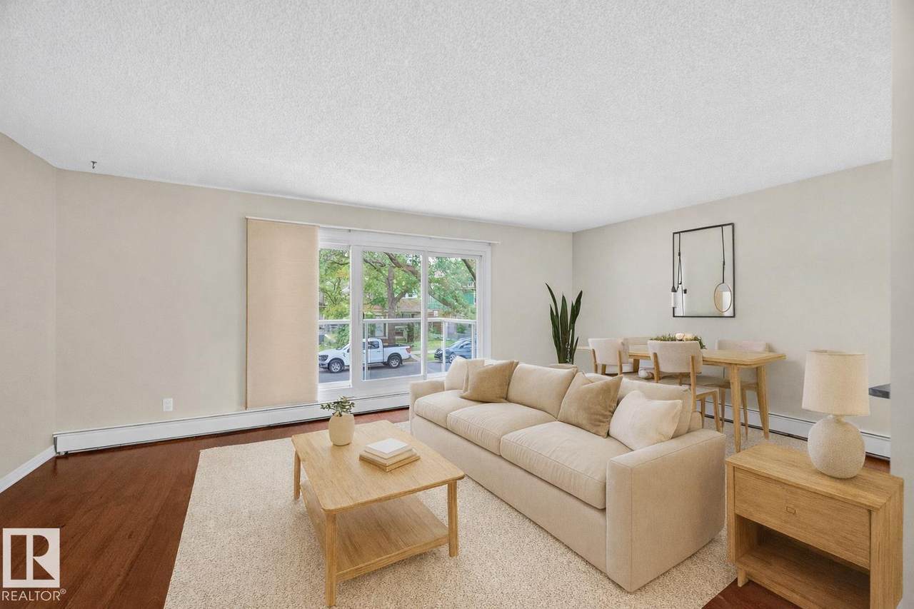 10746 80 Avenue - Photo 1