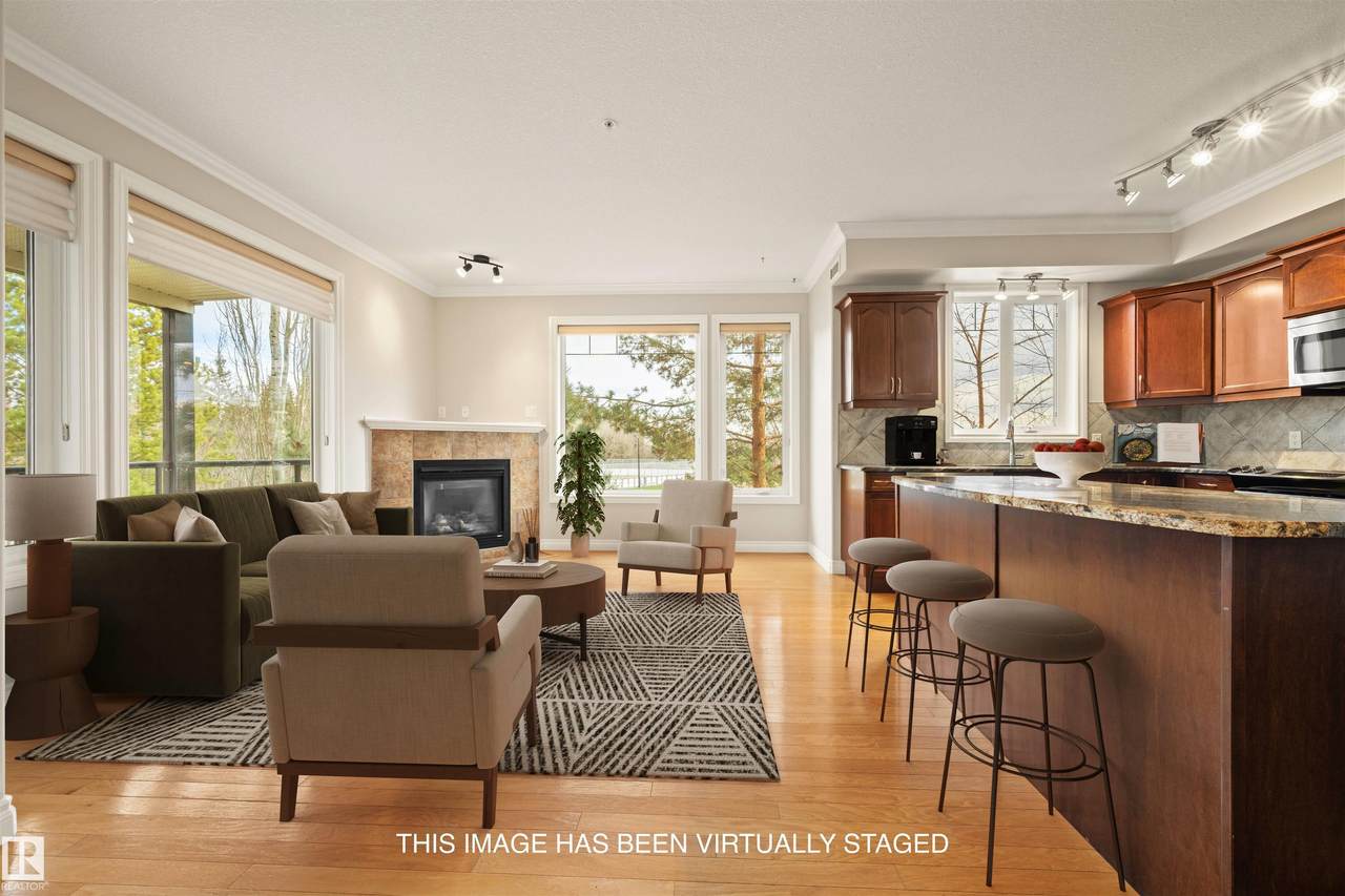 12408 15 Avenue - Photo 1