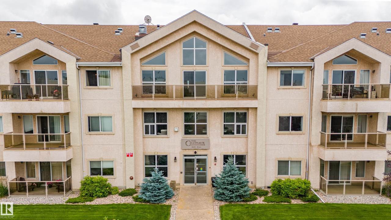 10421 42 Avenue - Photo 1