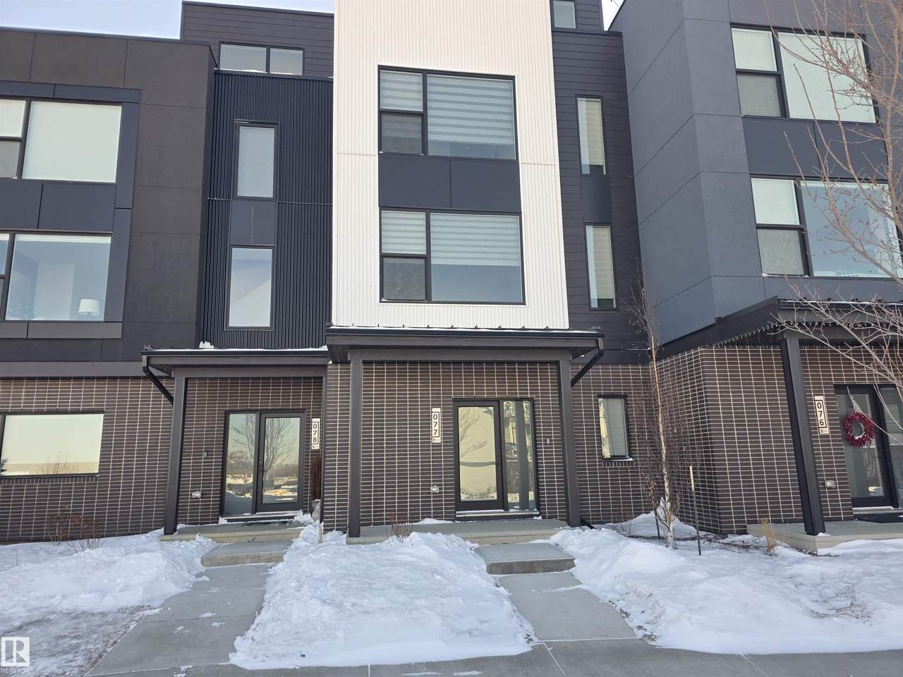 https://bt-photos.global.ssl.fastly.net/alberta/1280_boomver_1_E4474703-2.jpg
