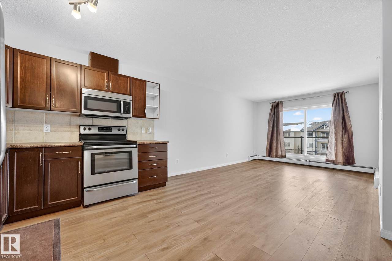 1204 156 Street - Photo 1