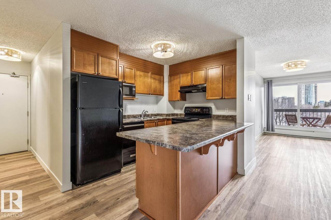 https://bt-photos.global.ssl.fastly.net/alberta/1280_boomver_1_E4475064-2.jpg