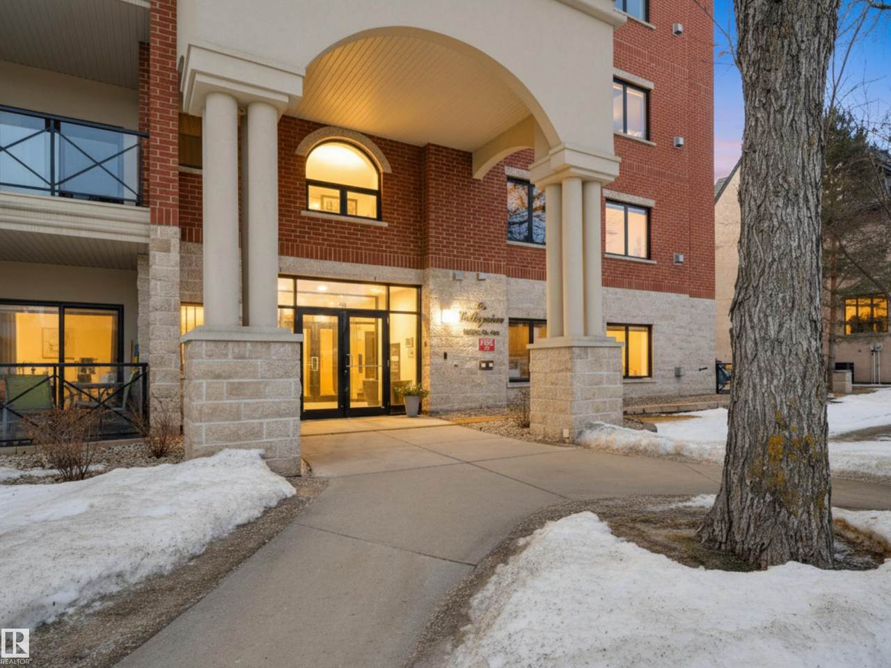 14205 96 Avenue - Photo 1