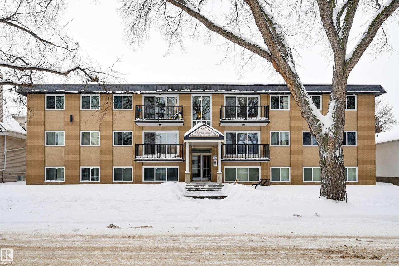 10621 79 Avenue - Photo 1