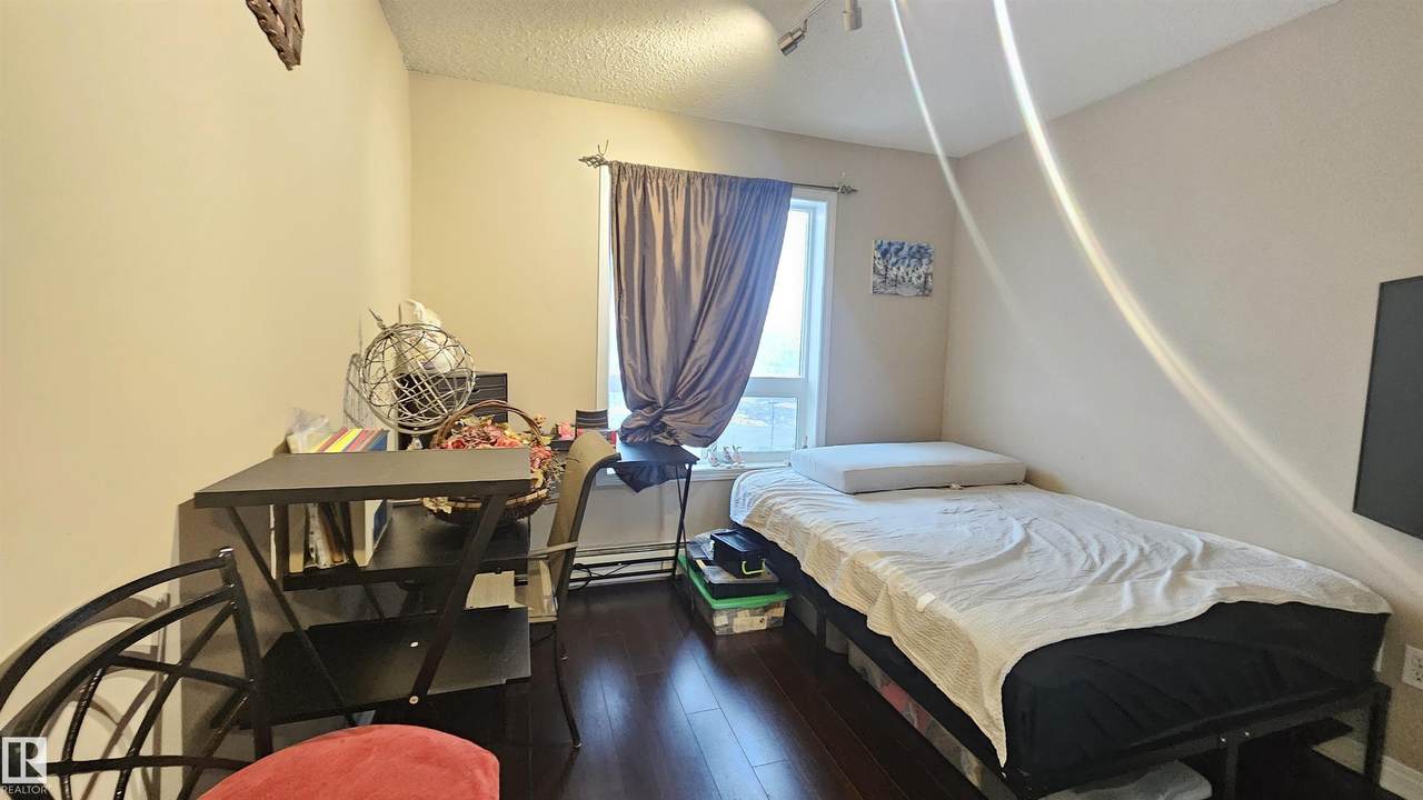 https://bt-photos.global.ssl.fastly.net/alberta/1280_boomver_1_E4475457-2.jpg