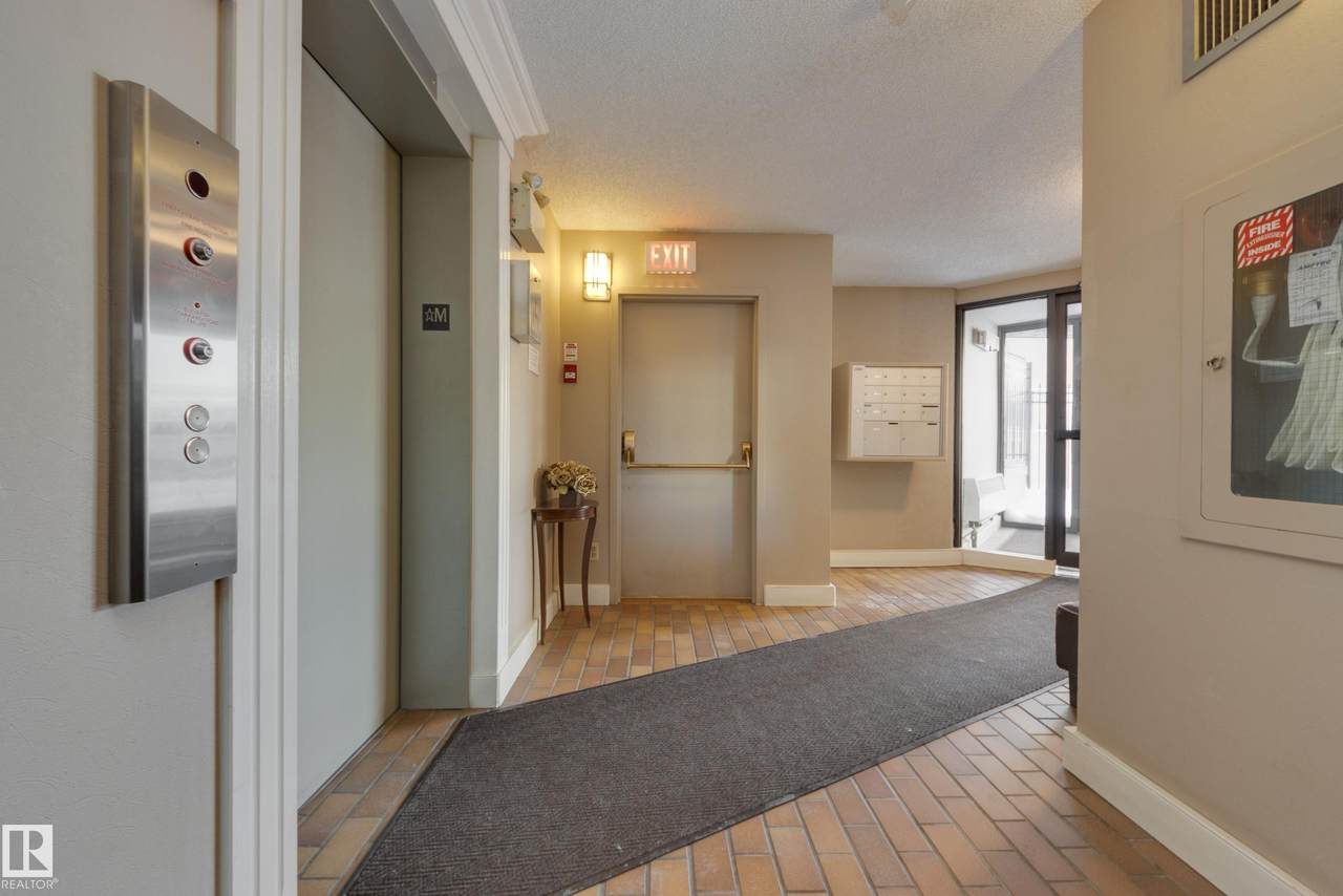 https://bt-photos.global.ssl.fastly.net/alberta/1280_boomver_1_E4475563-2.jpg