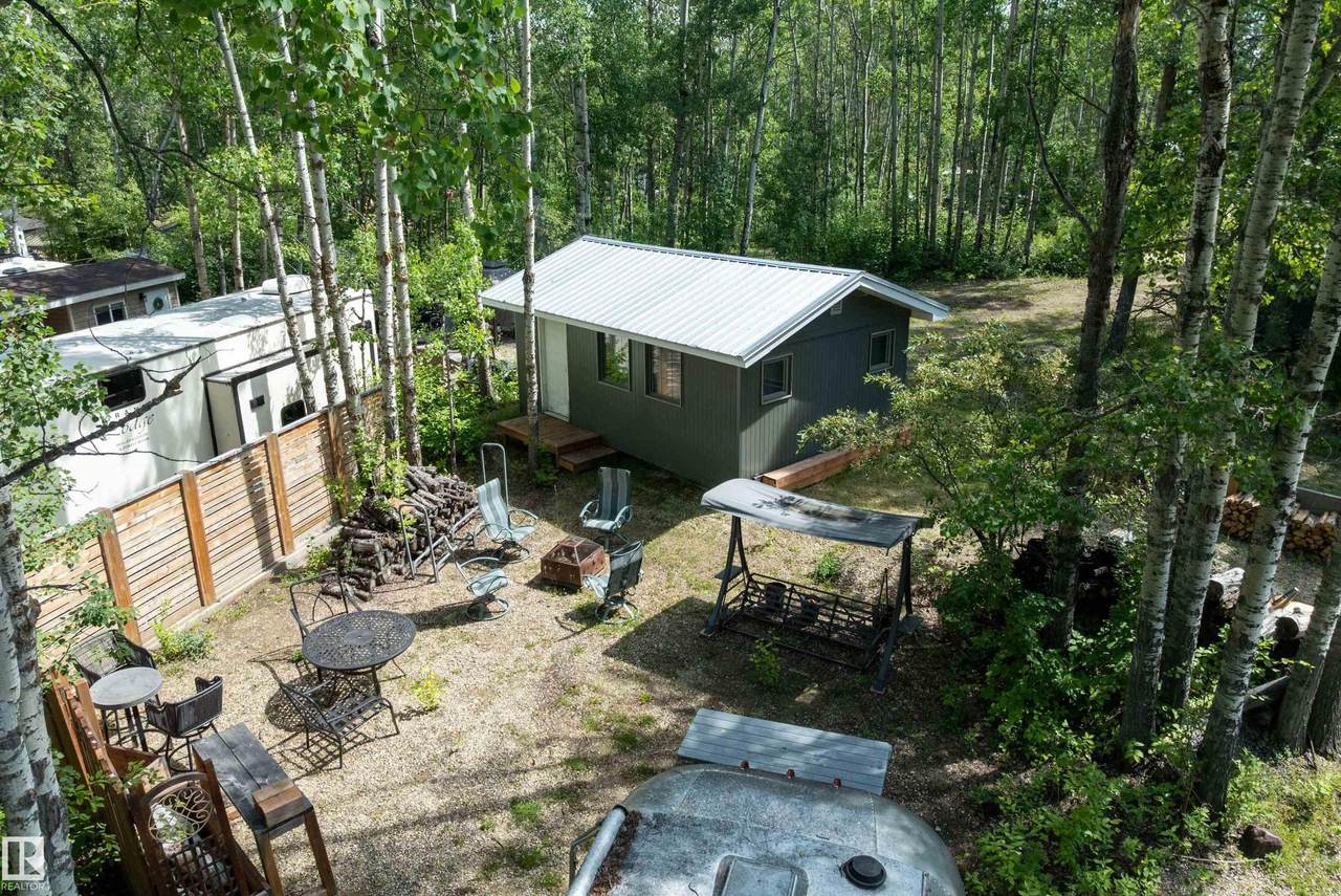 https://bt-photos.global.ssl.fastly.net/alberta/1280_boomver_1_E4475850-2.jpg