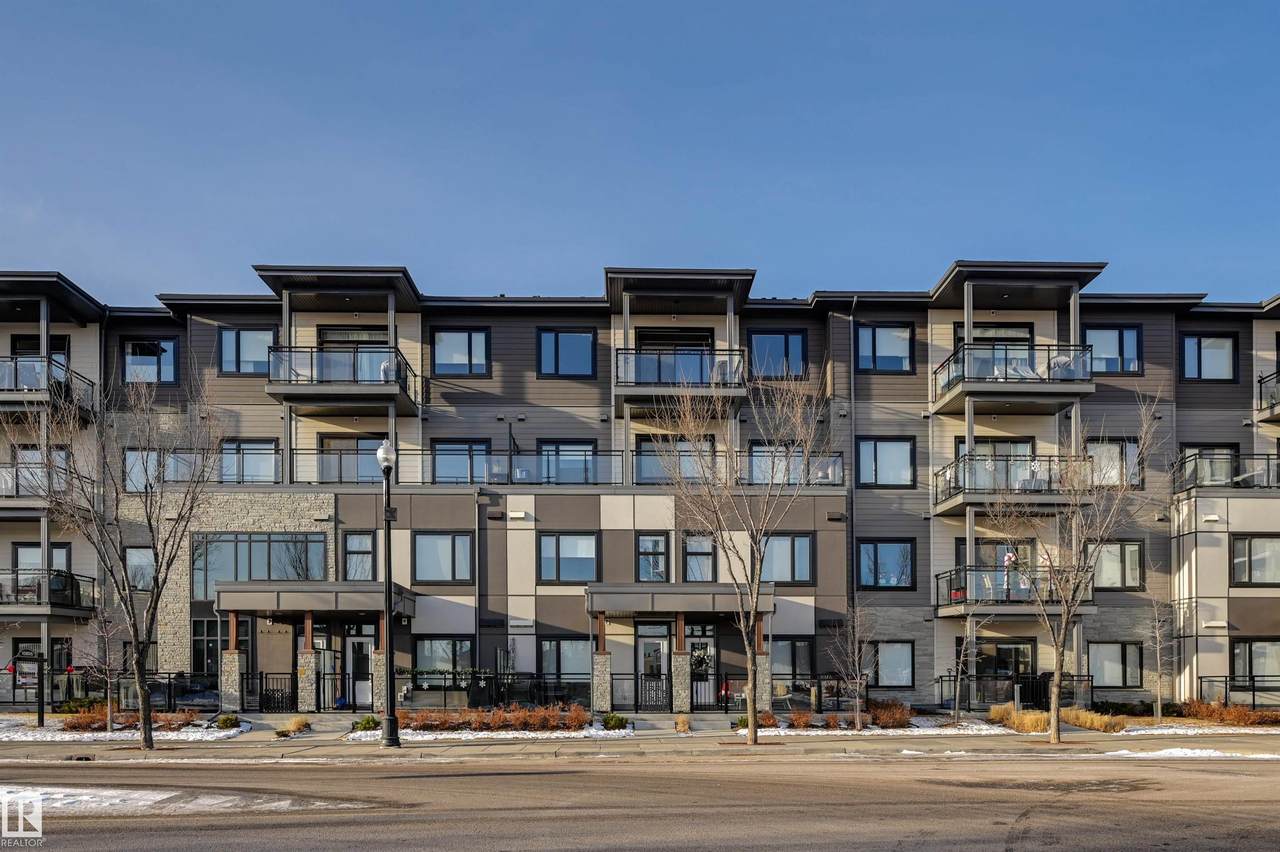 528 Griesbach Parade - Photo 1