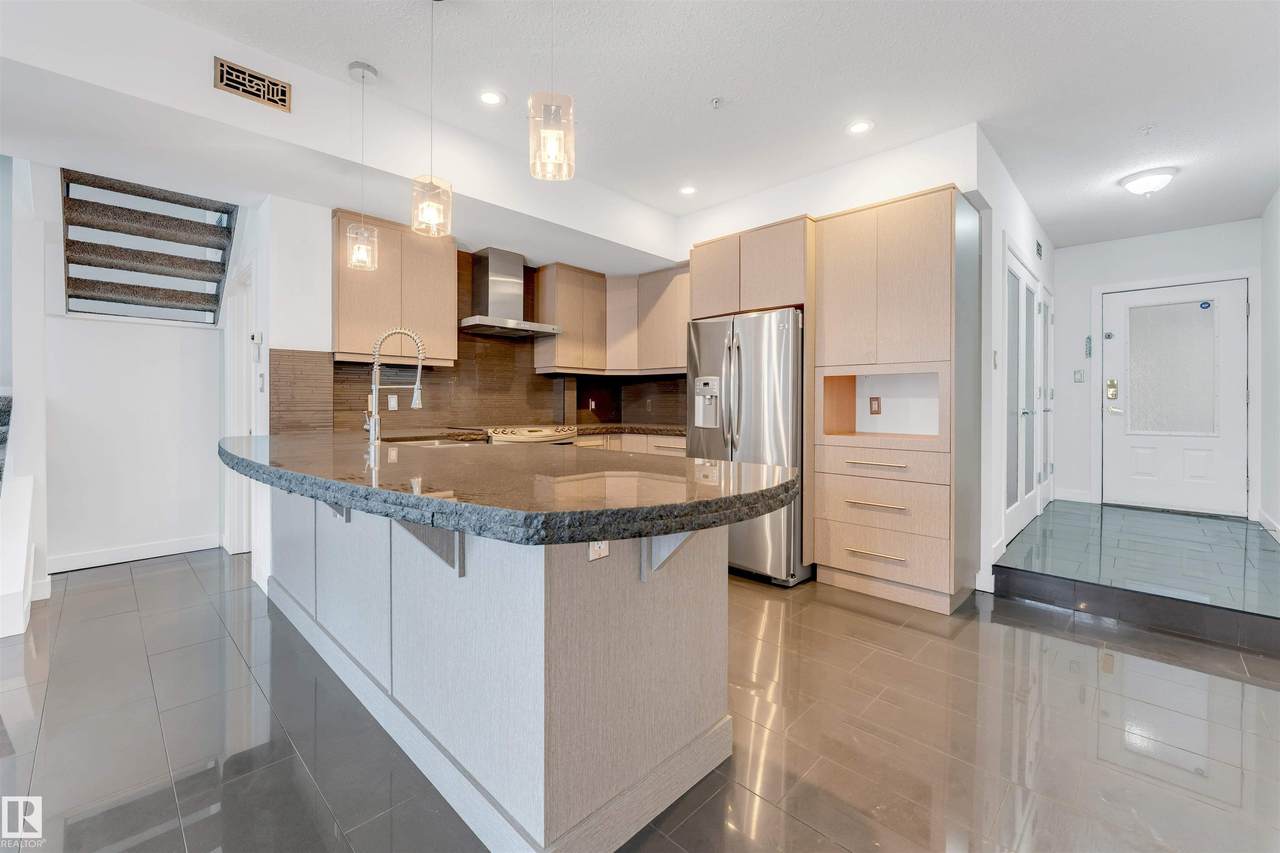 10711 83 Avenue - Photo 1