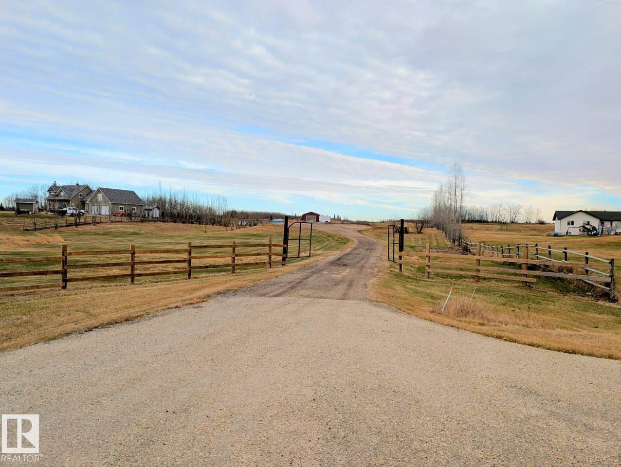 https://bt-photos.global.ssl.fastly.net/alberta/1280_boomver_1_E4476148-2.jpg