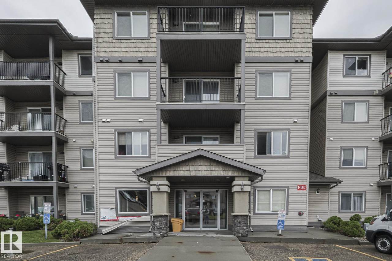 309 Clareview Station Drive - Photo 1