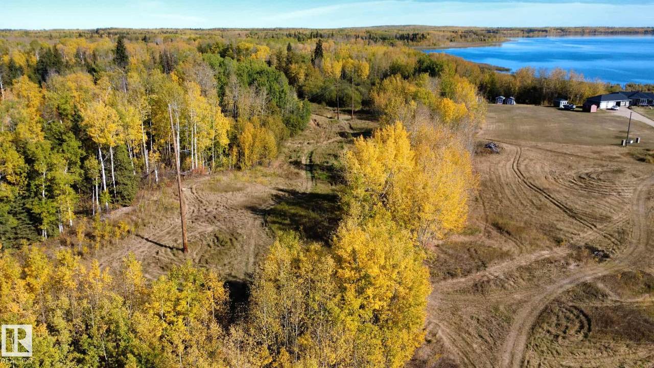 7 Bechthold Bay 112, 191054 Twp 652 - Photo 1