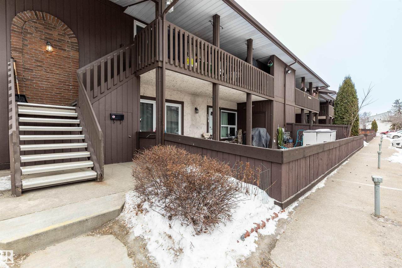 279 Surrey Gardens - Photo 1