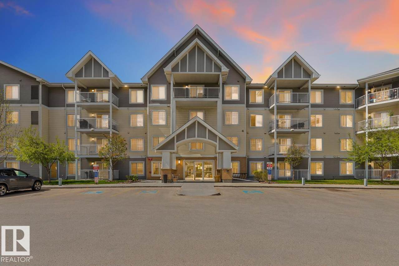2208 44 Avenue - Photo 1