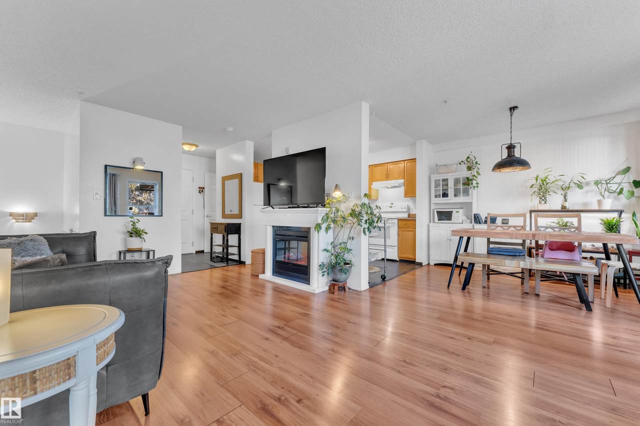 105 Mckenney Ave - Photo 1