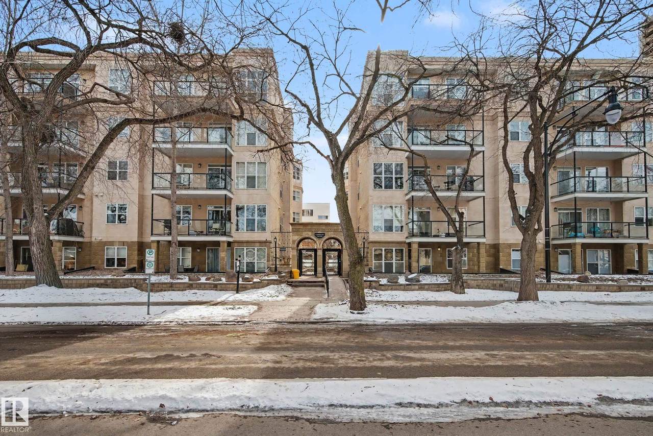 11039 83 Avenue - Photo 1