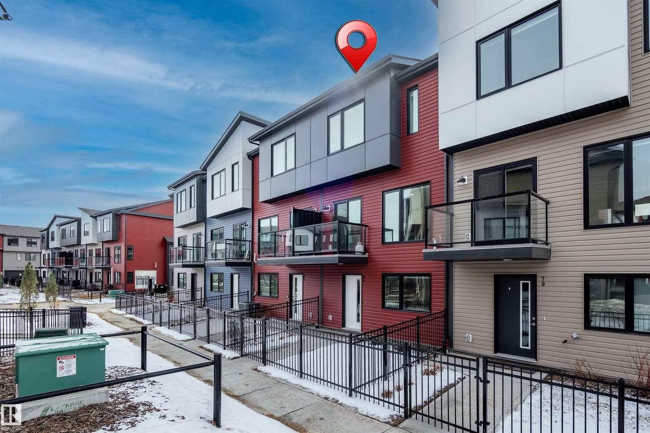 11910 35 Avenue - Photo 1