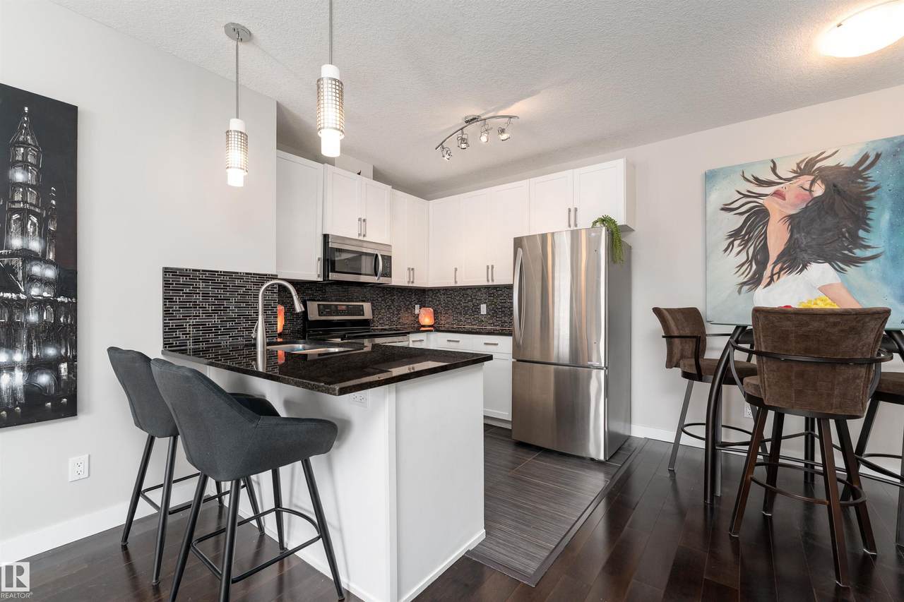 5151 Windermere Boulevard - Photo 1