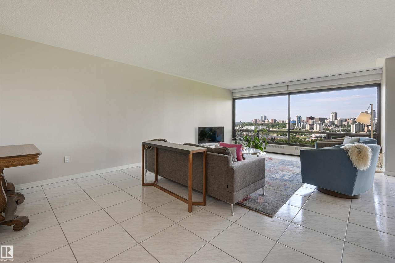 9929 Saskatchewan Drive - Photo 1