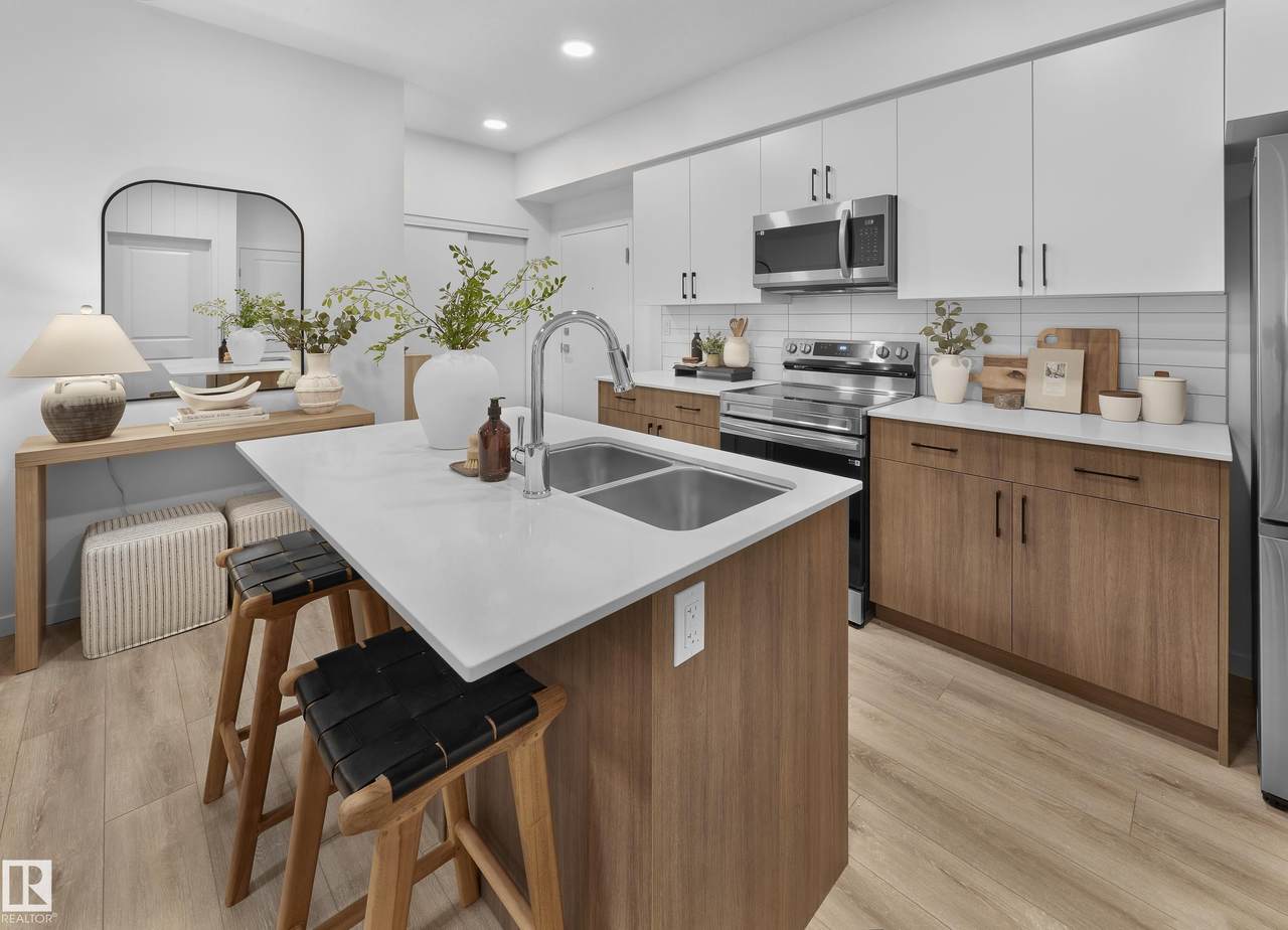 3715 141 Street - Photo 1