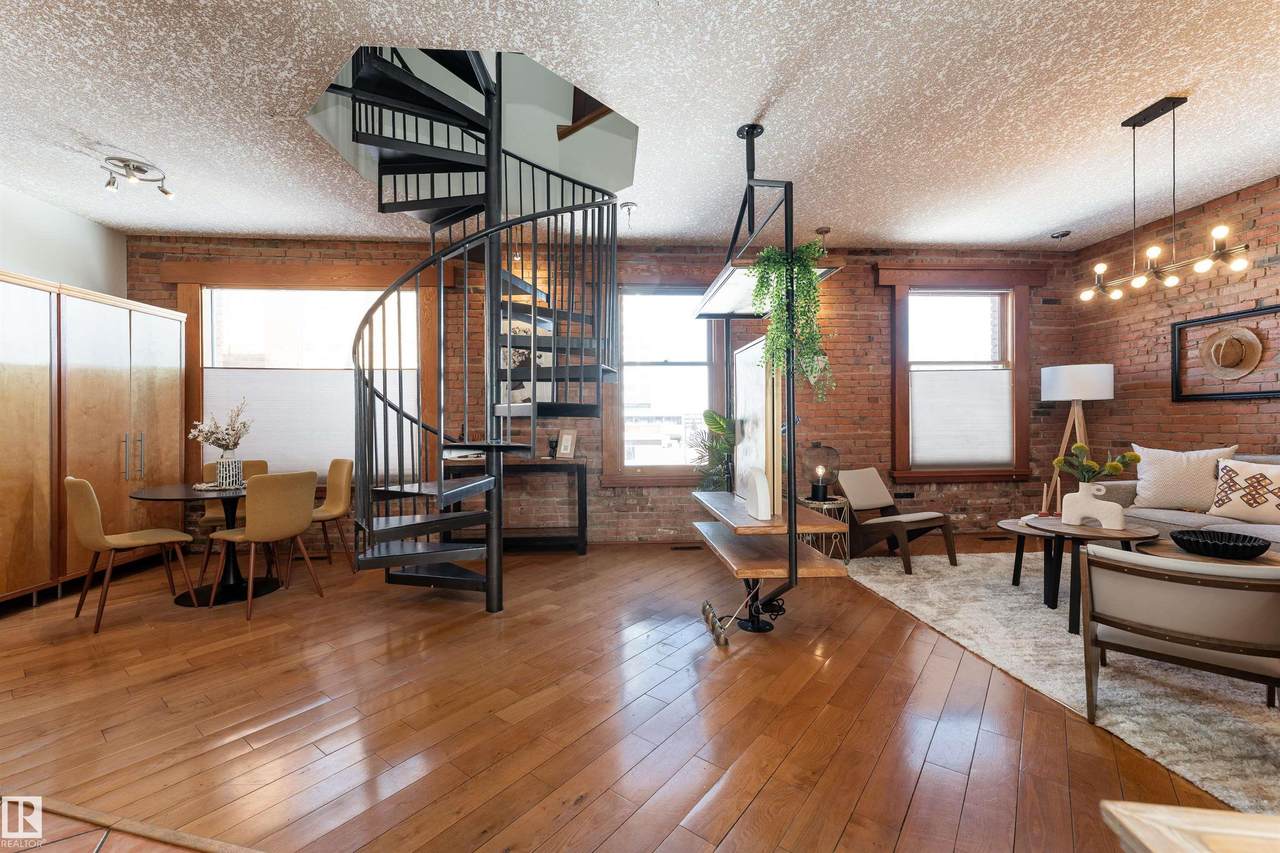 10141 95 Street - Photo 1