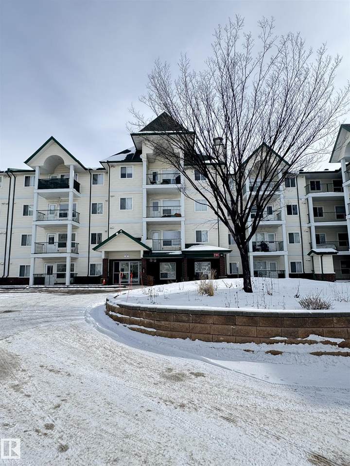13625 34 Street - Photo 1
