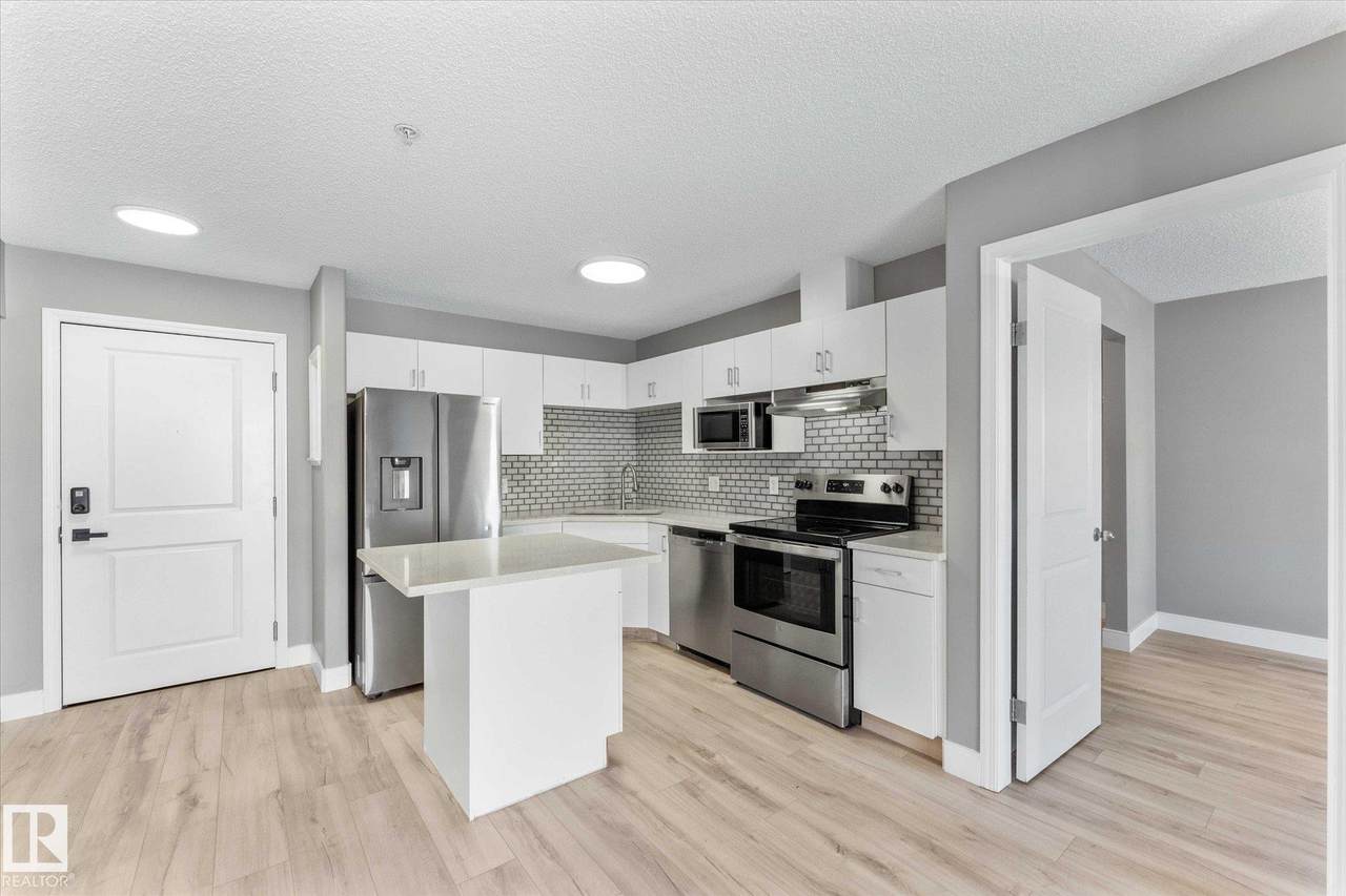 16221 95 Street - Photo 1