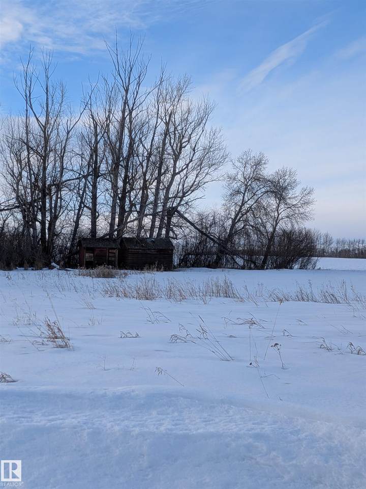 https://bt-photos.global.ssl.fastly.net/alberta/1280_boomver_1_E4480762-2.jpg