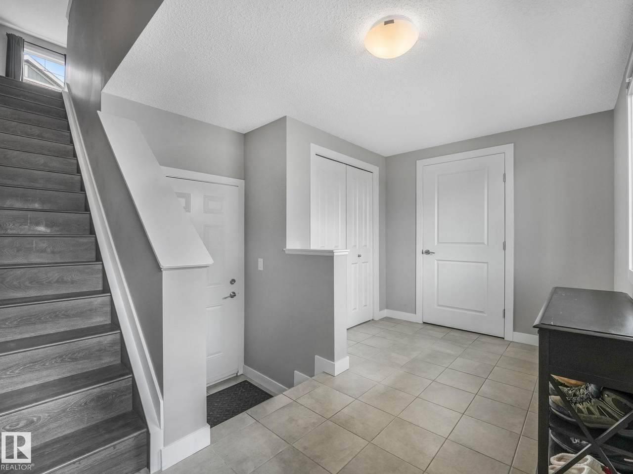 https://bt-photos.global.ssl.fastly.net/alberta/1280_boomver_1_E4480862-2.jpg