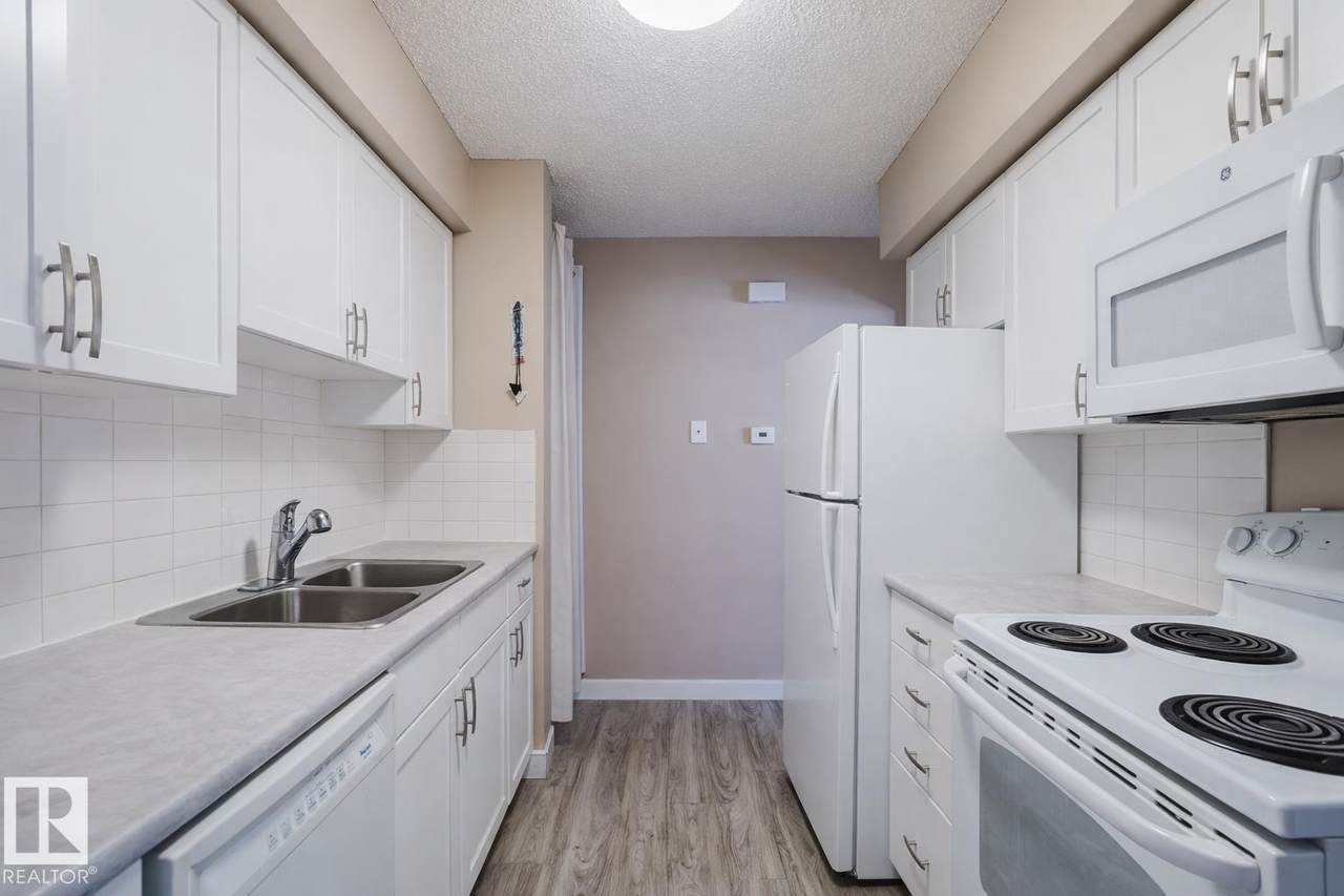 https://bt-photos.global.ssl.fastly.net/alberta/1280_boomver_1_E4480980-2.jpg