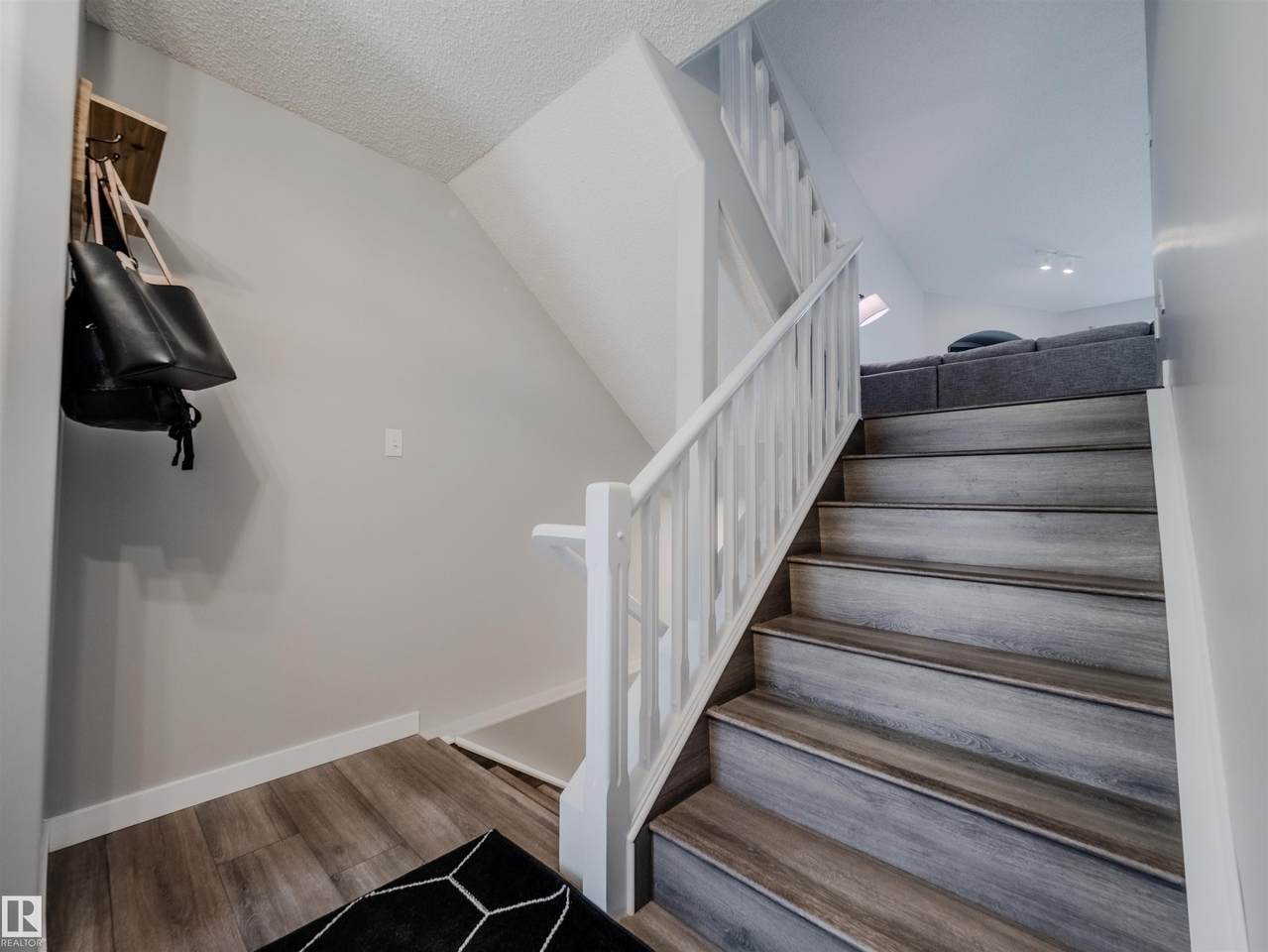 https://bt-photos.global.ssl.fastly.net/alberta/1280_boomver_1_E4481121-2.jpg