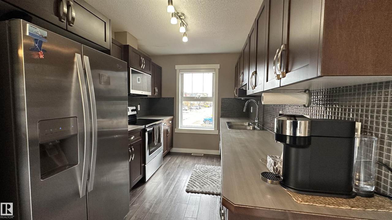 https://bt-photos.global.ssl.fastly.net/alberta/1280_boomver_1_E4481524-2.jpg