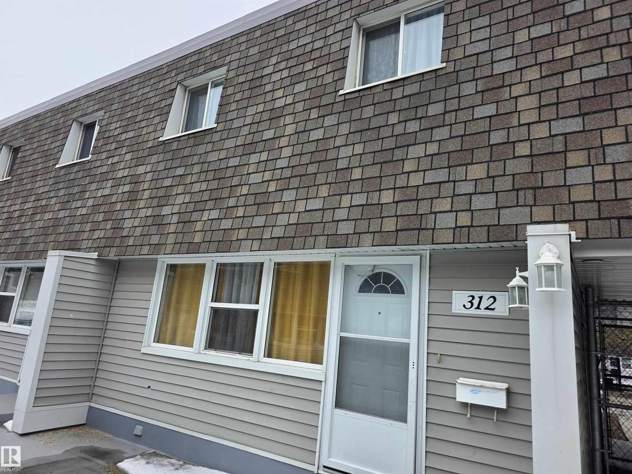 312 Village On The Green Green - Photo 1