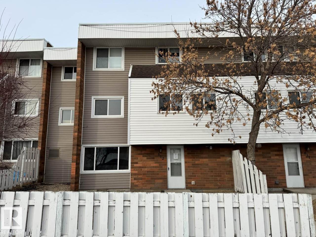 2908 116A Avenue - Photo 1
