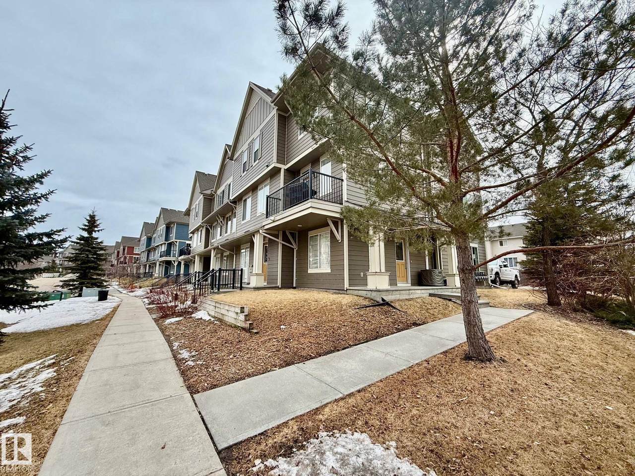 603 Watt Boulevard - Photo 1