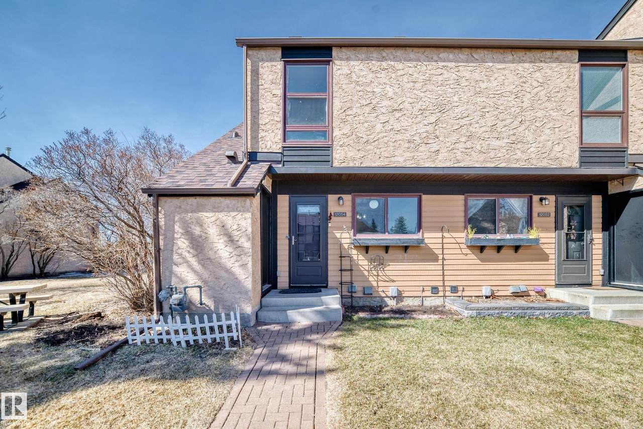 12054 25 Avenue - Photo 1
