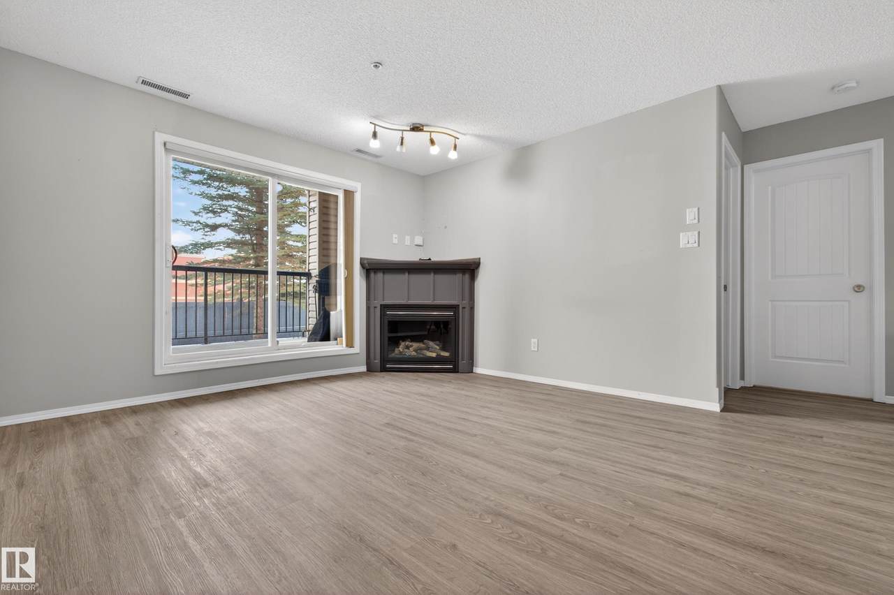 https://bt-photos.global.ssl.fastly.net/alberta/1280_boomver_1_E4482757-2.jpg