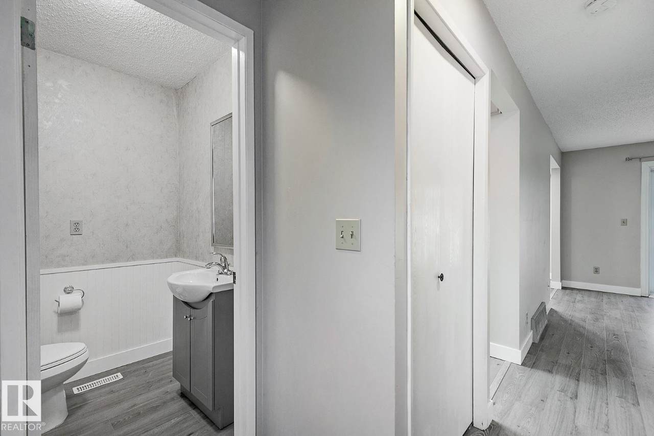 https://bt-photos.global.ssl.fastly.net/alberta/1280_boomver_1_E4482923-2.jpg