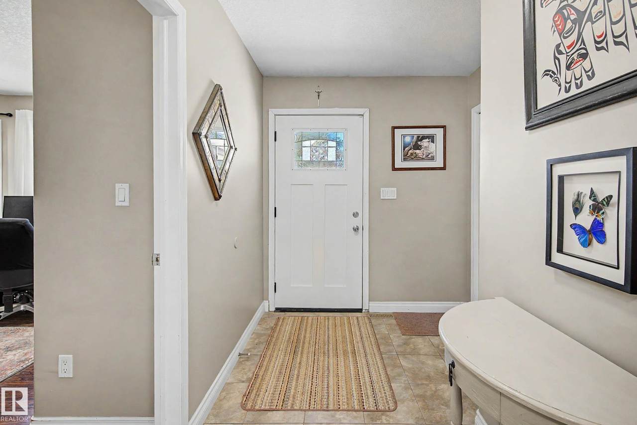 https://bt-photos.global.ssl.fastly.net/alberta/1280_boomver_1_E4483088-2.jpg