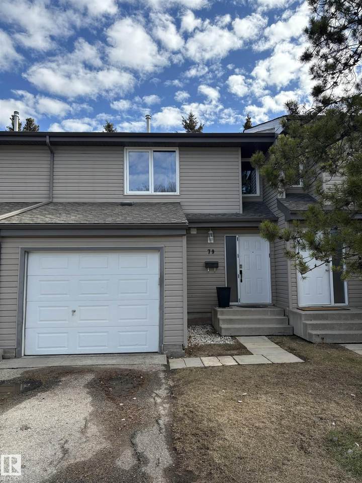 79 Akinsdale Gardens - Photo 1