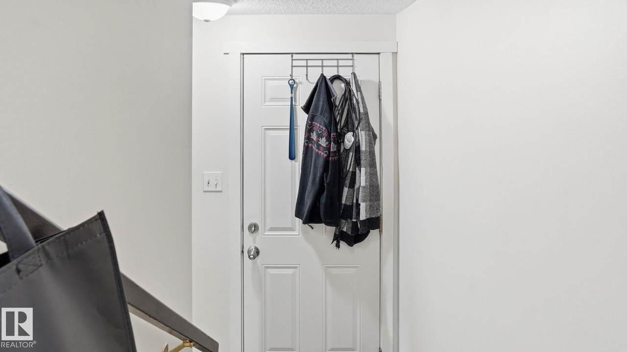 https://bt-photos.global.ssl.fastly.net/alberta/1280_boomver_1_E4483262-2.jpg