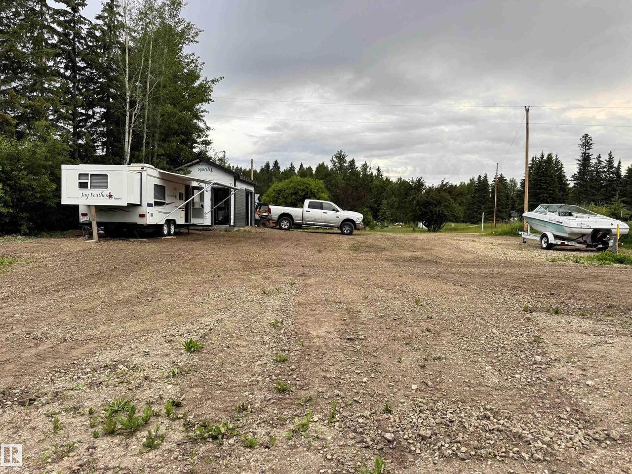 https://bt-photos.global.ssl.fastly.net/alberta/orig_boomver_1_E4483280-2.jpg