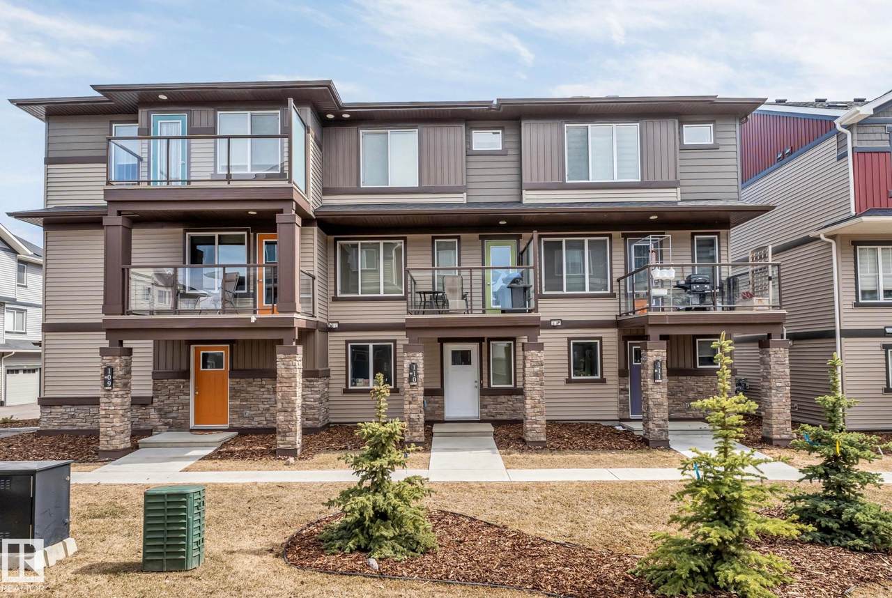 1530 Tamarack Boulevard - Photo 1