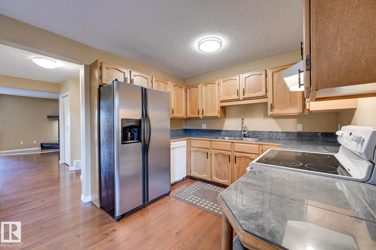 https://bt-photos.global.ssl.fastly.net/alberta/1280_boomver_1_E4483536-2.jpg