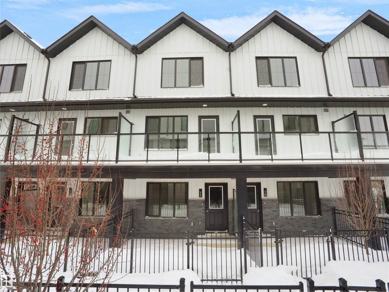 29 Airport Road - Photo 1