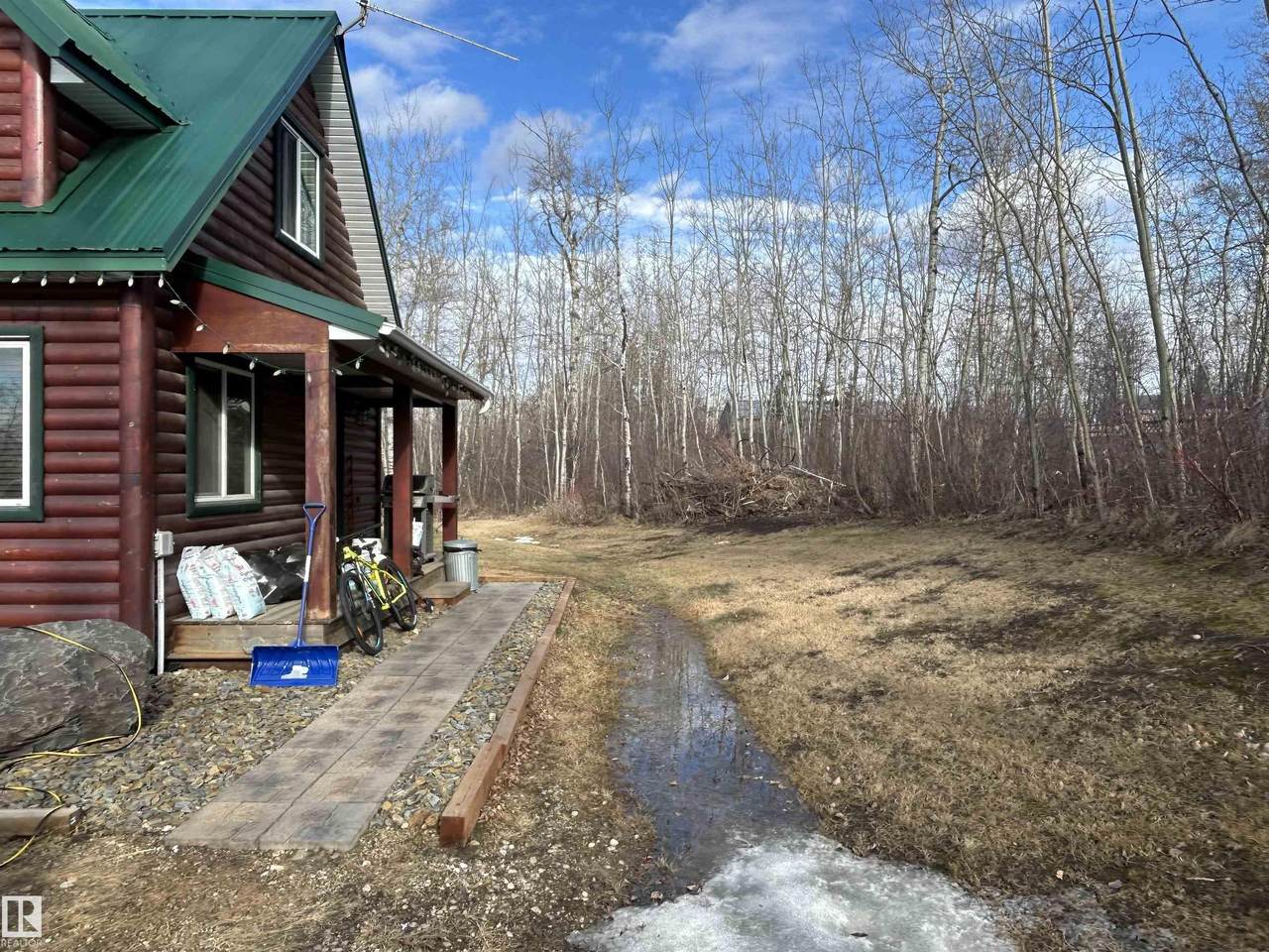 https://bt-photos.global.ssl.fastly.net/alberta/1280_boomver_1_E4484417-2.jpg