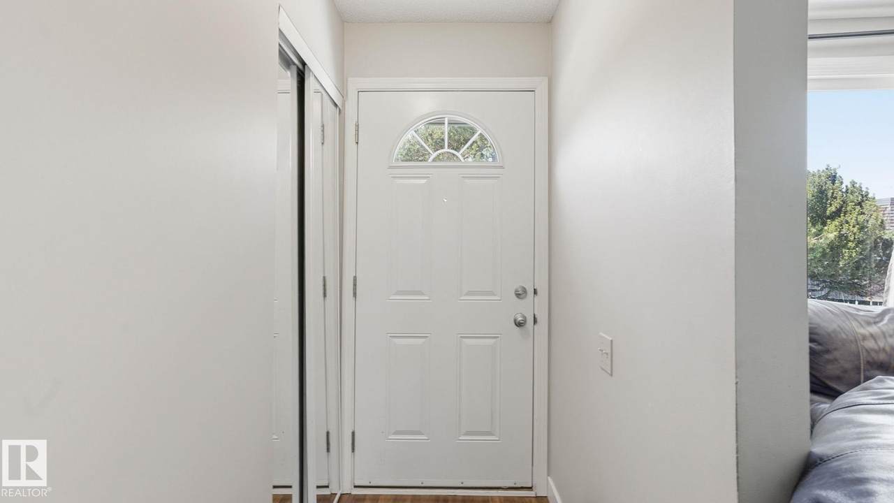 https://bt-photos.global.ssl.fastly.net/alberta/1280_boomver_1_E4484496-2.jpg