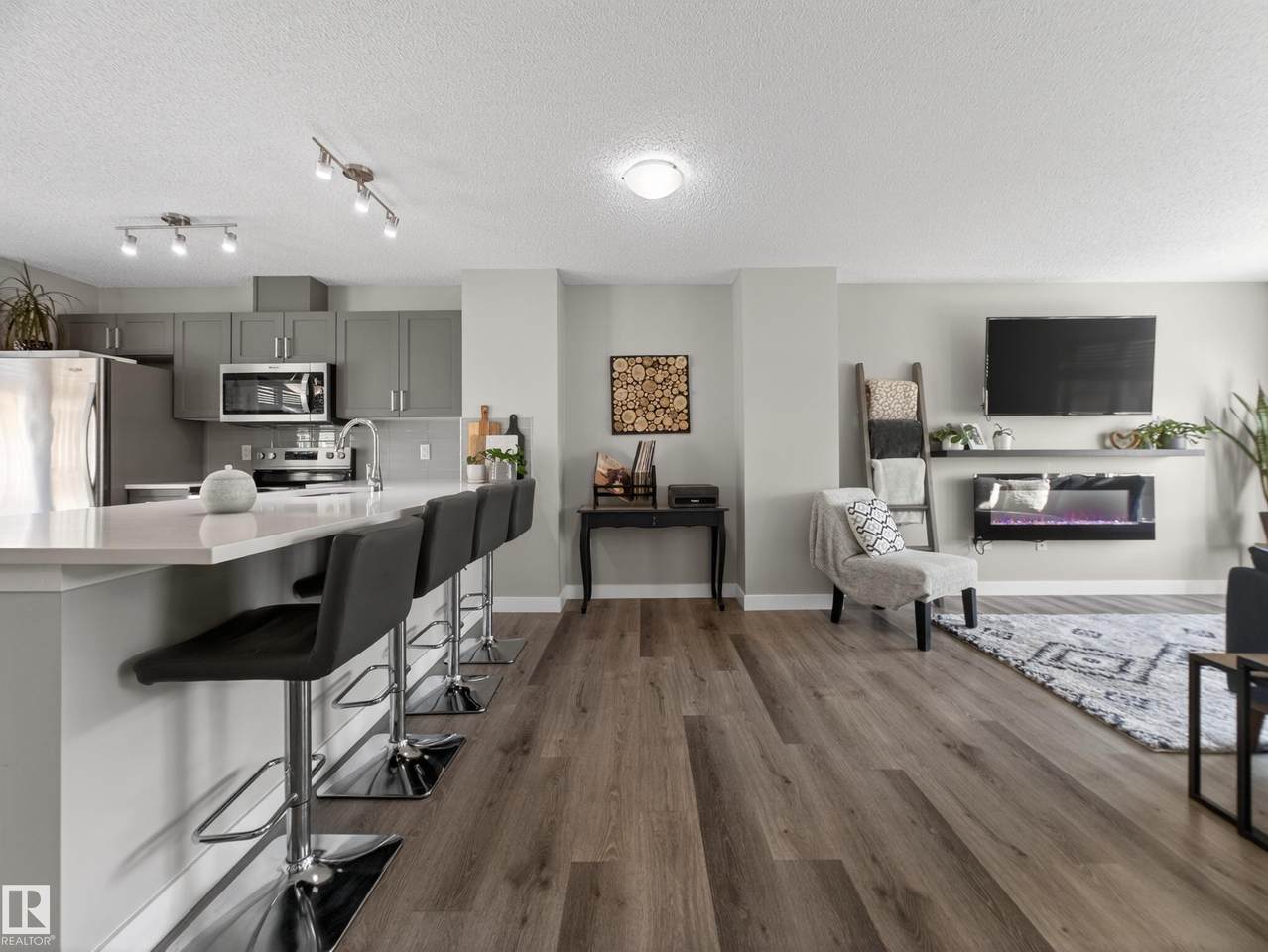 4470 Prowse Road - Photo 1
