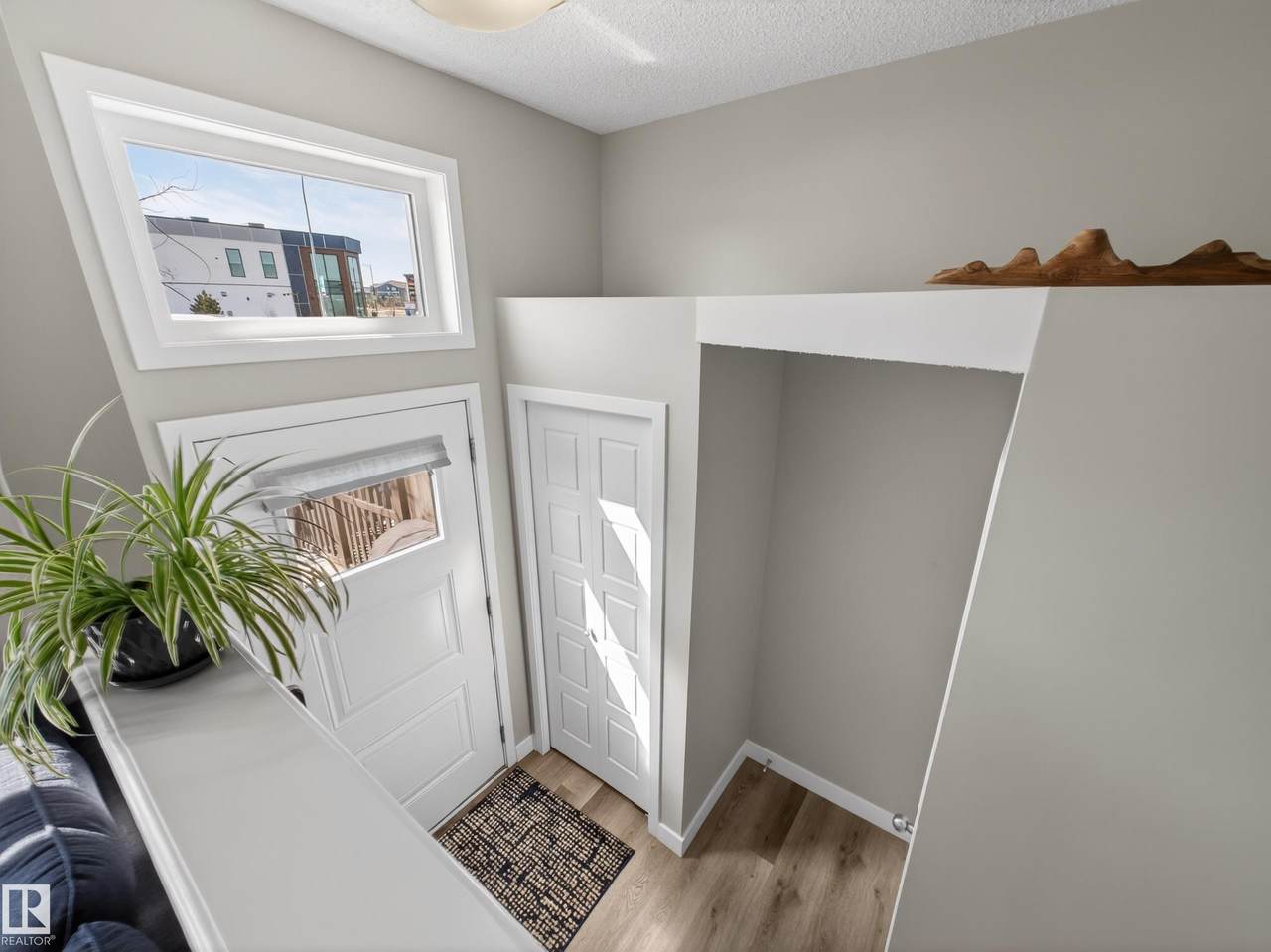 https://bt-photos.global.ssl.fastly.net/alberta/1280_boomver_1_E4484671-2.jpg