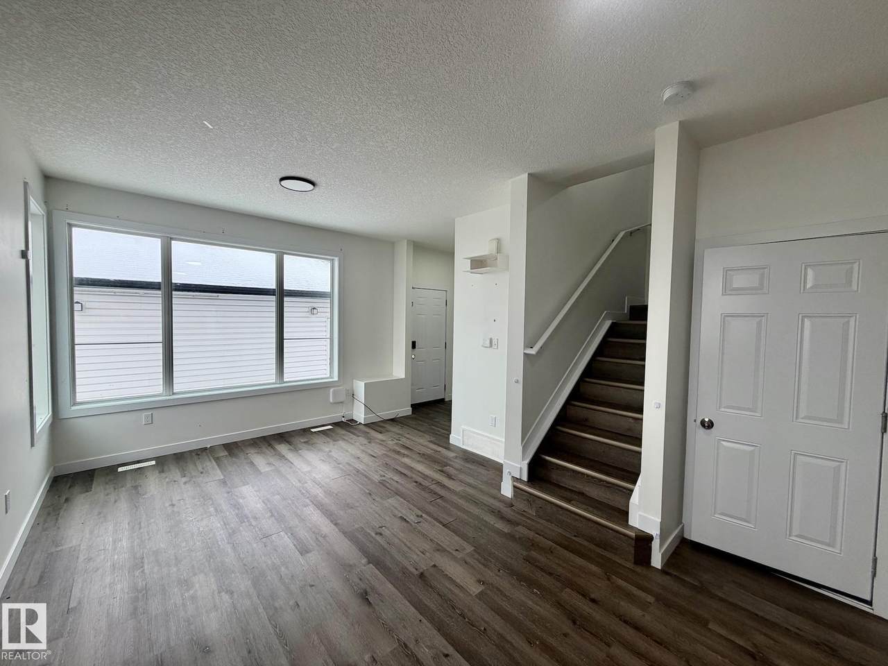 https://bt-photos.global.ssl.fastly.net/alberta/1280_boomver_1_E4484701-2.jpg